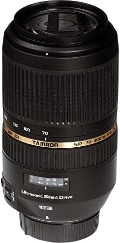 Tamron SP 70-300mm f/4-5.6 DI VC УСД леќи за Nikon со комплет за филтрирање со 3 парчиња, 64 GB Extreme Pro SD картичка, леќи